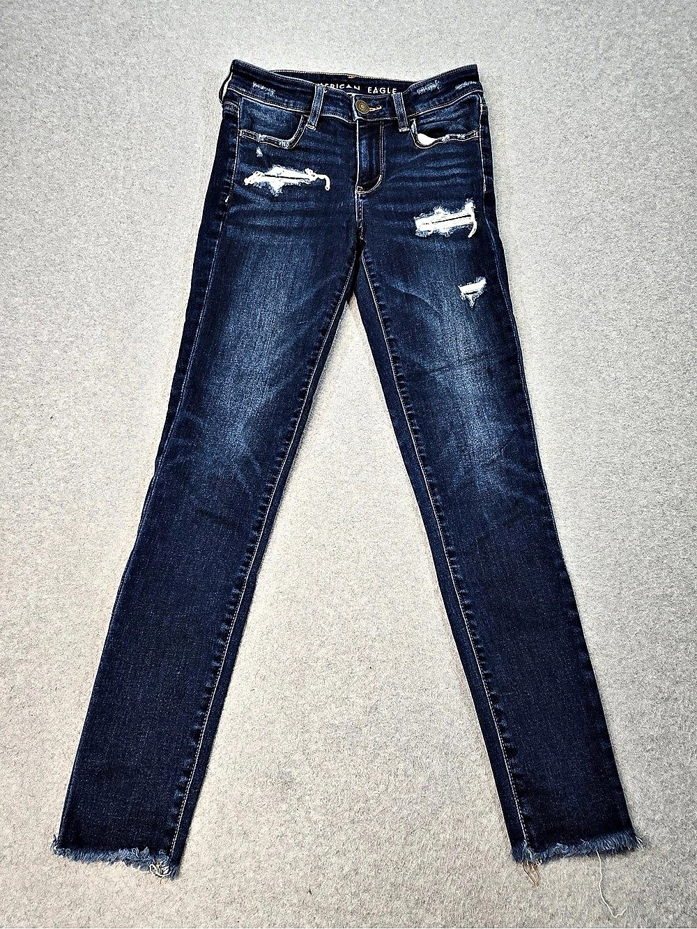 American Eagle Women’s Distressed Next Level Stretch Jeans Size 2 Regular